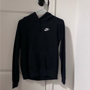 Nike Sportswear Women's Club Fleece Pullover Hoodie